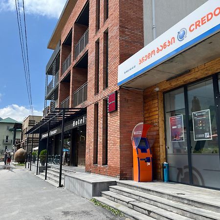 Hotel Stancia Kazbegi - City Center ภายนอก รูปภาพ