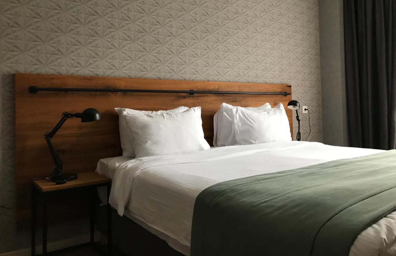 Hotel Stancia Kazbegi - City Center ภายนอก รูปภาพ